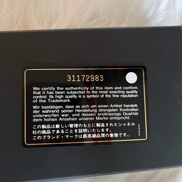 Gorgeous pink card holder . - Picture 10 of 11